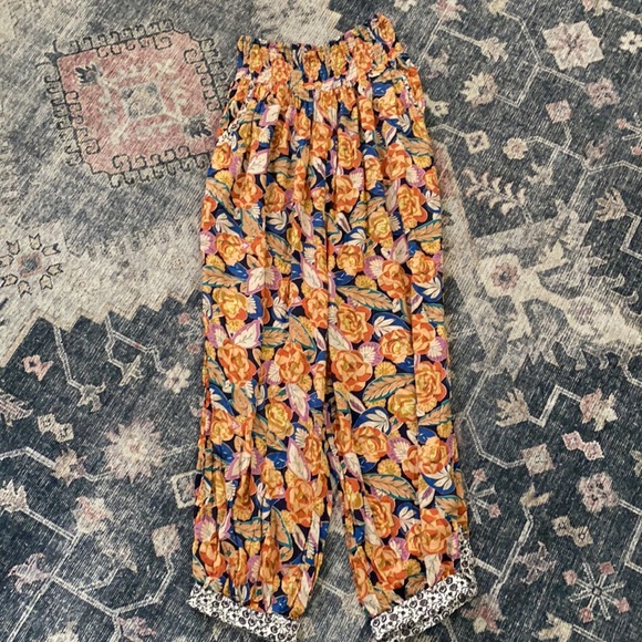 NWOT Anthropologie Boho loungers. Size Small - Picture 1 of 7